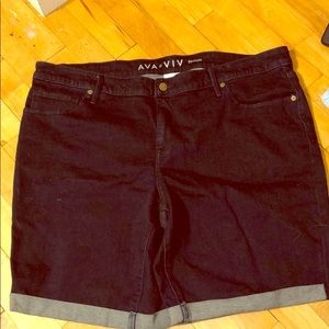 Ava & Viv Bermuda Shorts